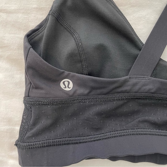 Lululemon Black Mesh Sports Bra 6 - Picture 5 of 7